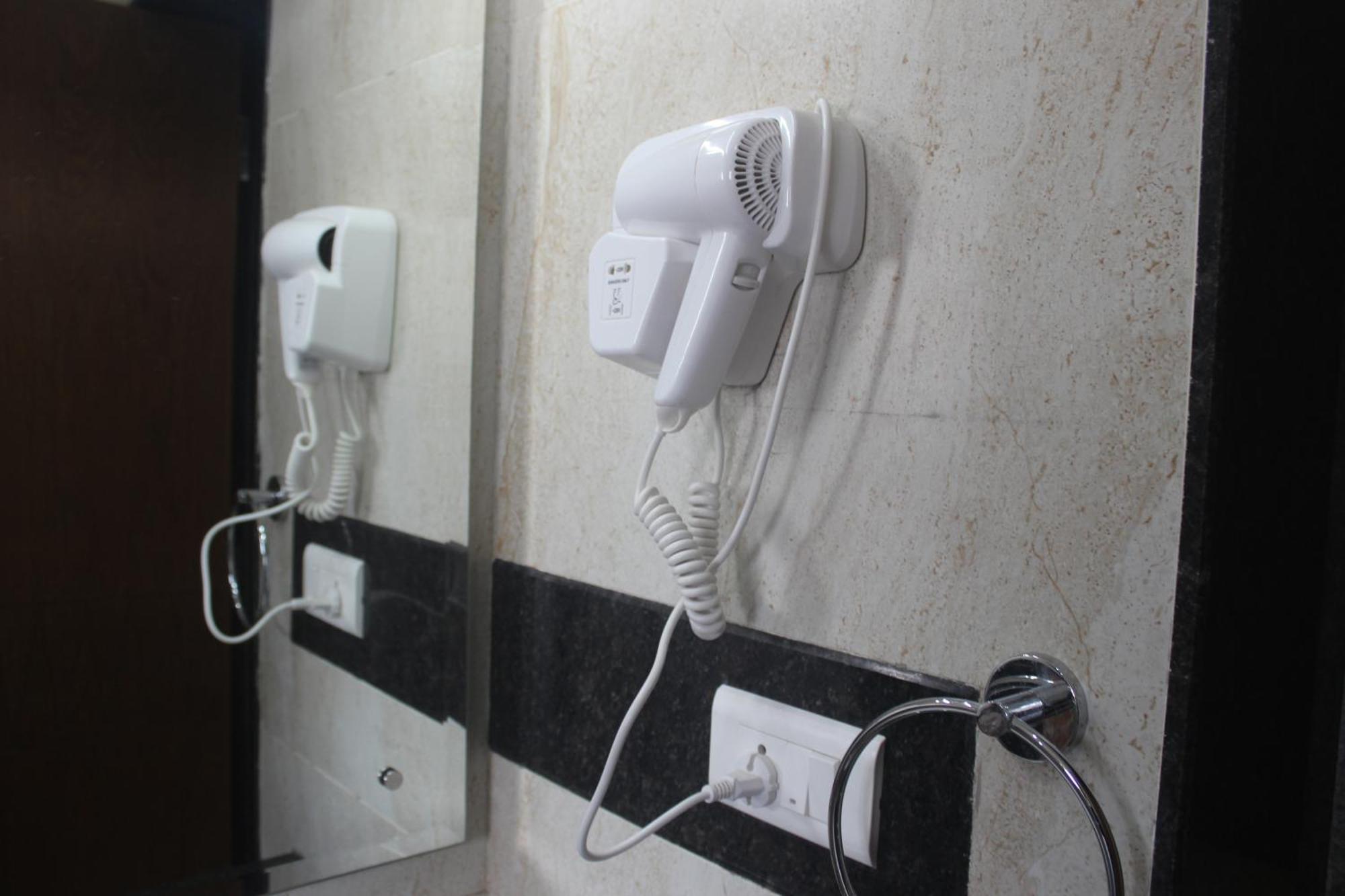 Hotel Saratharajans Madurai Extérieur photo